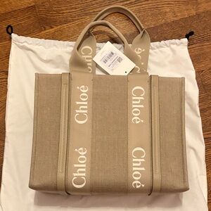 Chloe - Woody Medium Canvas Tote